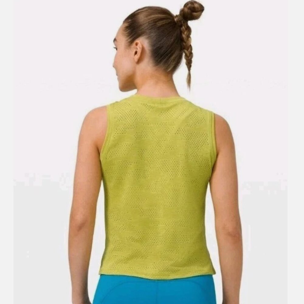 Lululemon Train To Be Tank - Camo Dot Yellow Pear - 4